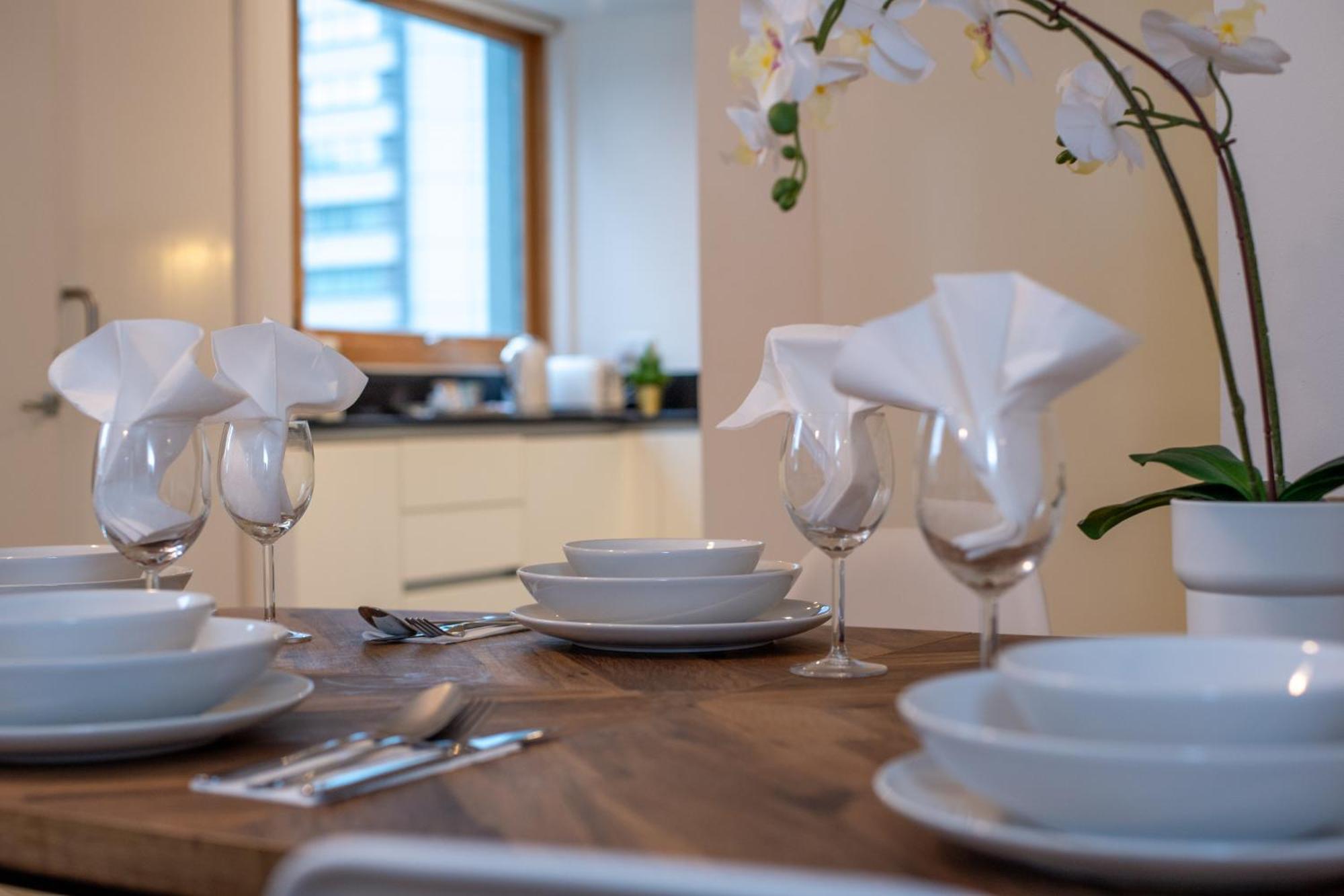 Luxury Cosy With Stunning Skyline Views! Апартаменты Лондон